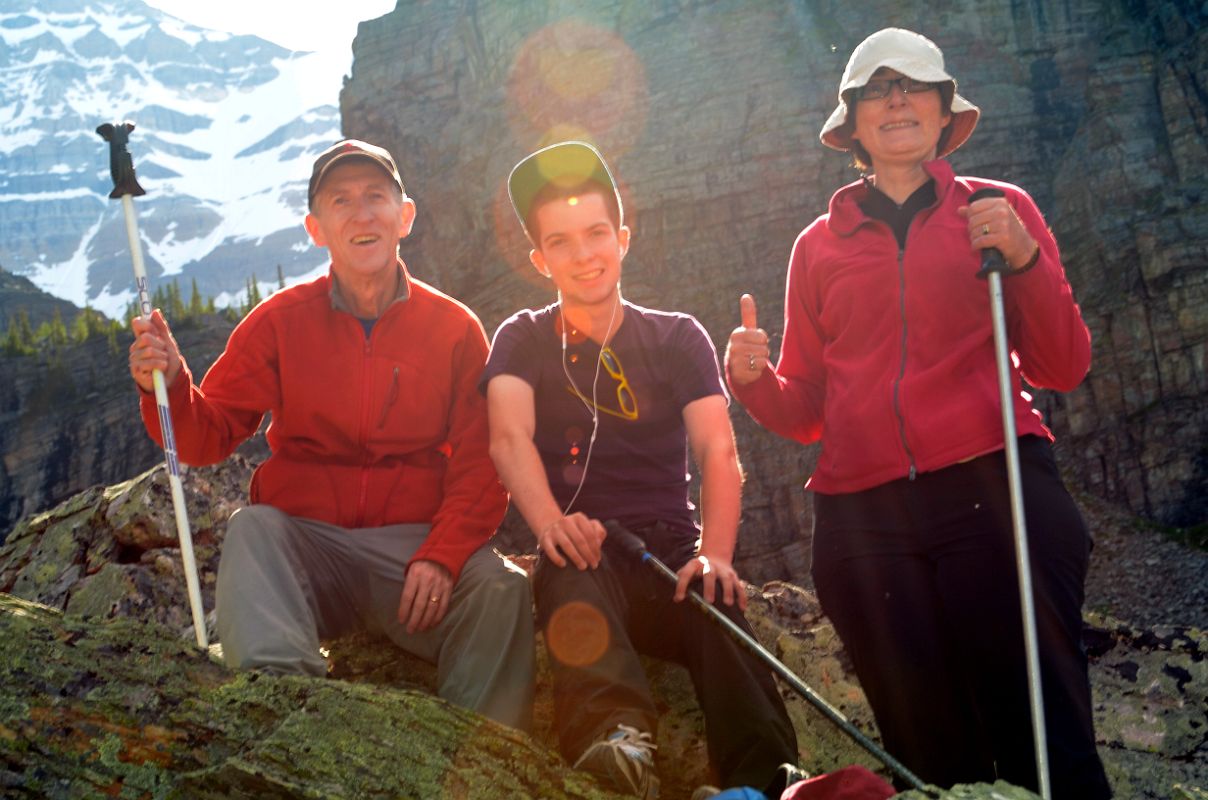 13 Jerome Ryan, Peter Ryan, Charlotte Ryan Hiking On Lake Oesa Trail At Lake O-Hara Morning